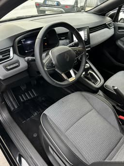 Renault Clio TCe 90 CV 5 porte Techno 6