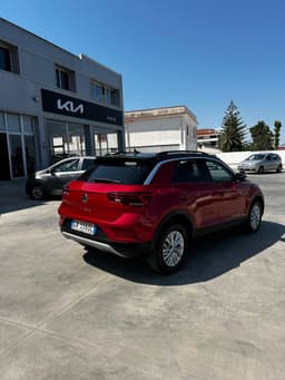 Volkswagen T-Roc 1.0 TSI Life 5