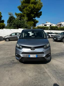Toyota Proace Verso 1.5D L0 D Lounge 3